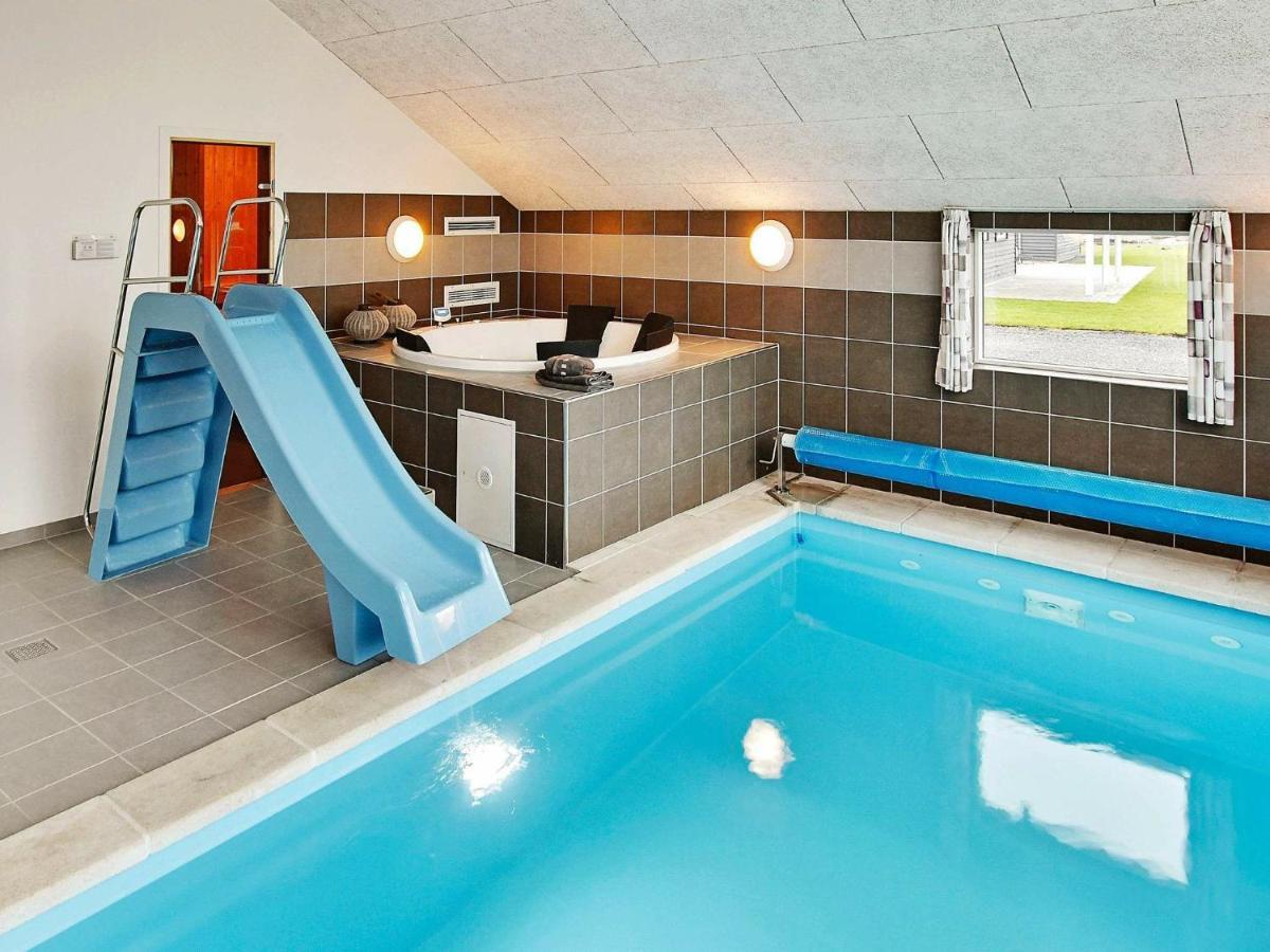 12 Person Holiday Home In Hasselberg Kappeln Cameră foto